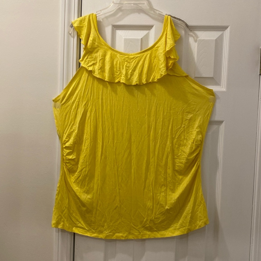 Ashley Stewart yellow top 95%Rayon 5%Spandex size 18/20